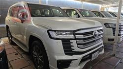 تۆیۆتا لاند کروزەر